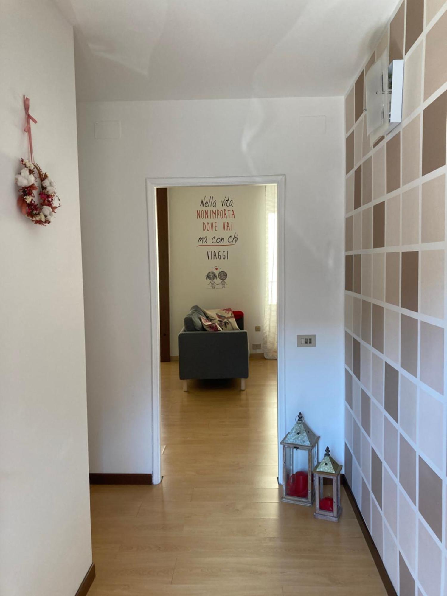 洛韦雷Casa Mirella公寓 外观 照片
